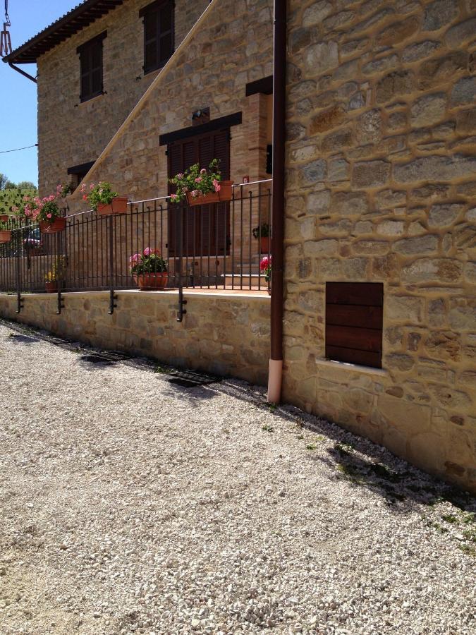 La Collina Dei Ciliegi Villa Camerino Exteriör bild